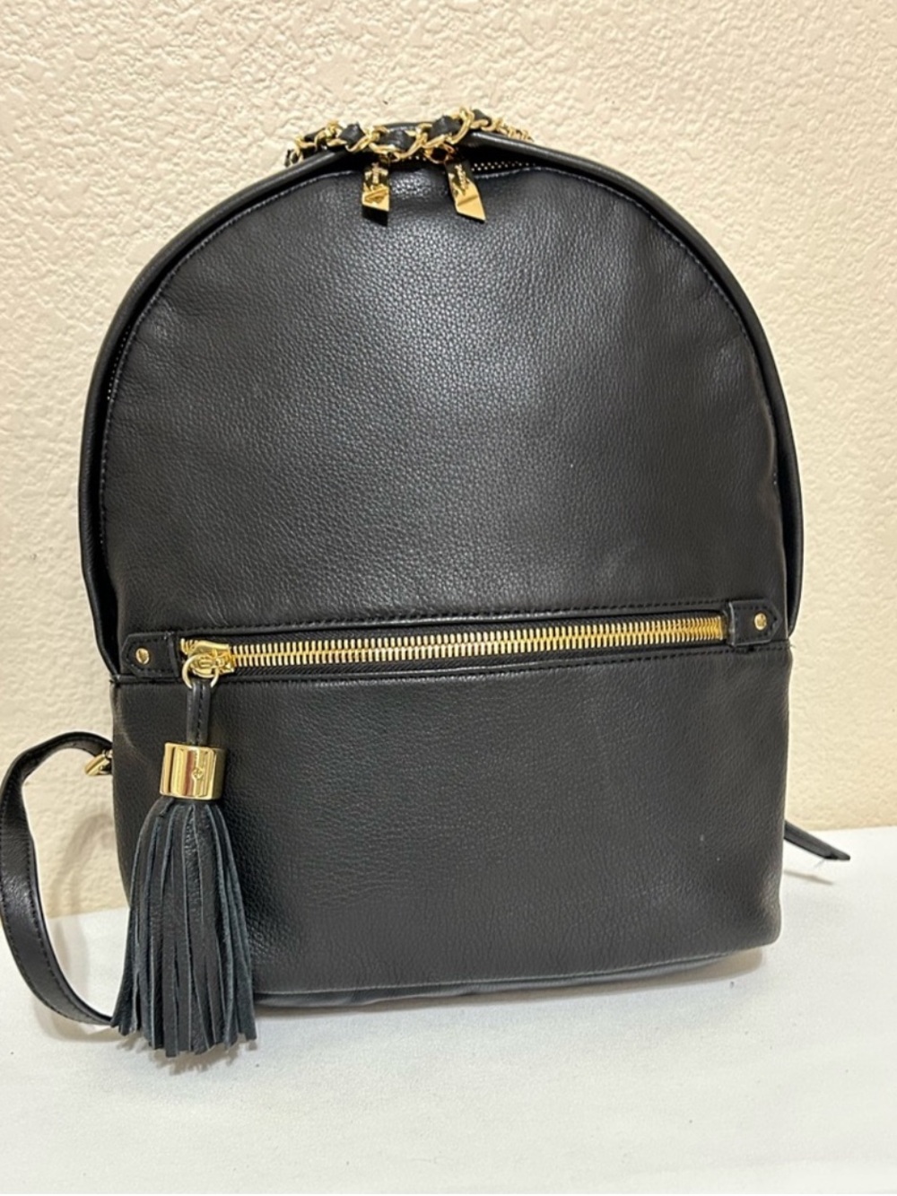 Margot leather backpack. 100% leather. New!